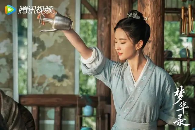 新疆被游客擠爆！旅游行業如何做好暑假公關傳播？